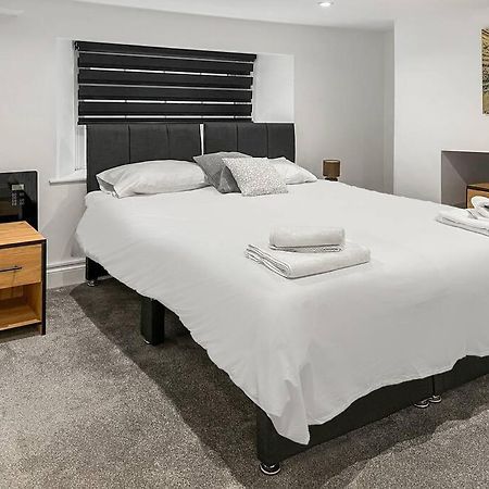 Bright And Spacious 1-Bdr Flat W/ Free Parking Reading Extérieur photo