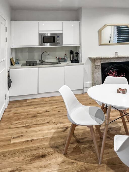 Bright And Spacious 1-Bdr Flat W/ Free Parking Reading Extérieur photo