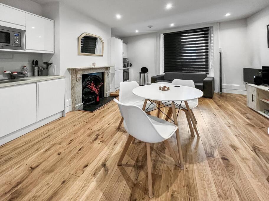 Bright And Spacious 1-Bdr Flat W/ Free Parking Reading Extérieur photo