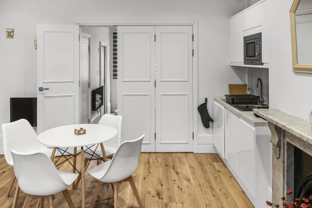 Bright And Spacious 1-Bdr Flat W/ Free Parking Reading Extérieur photo